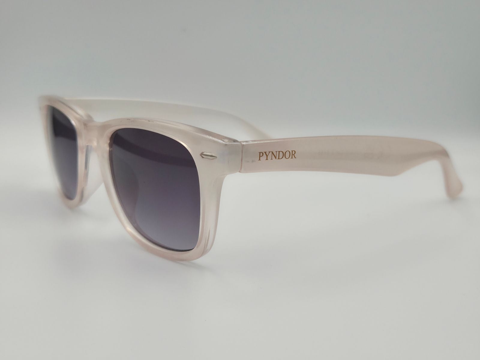 Aion White
