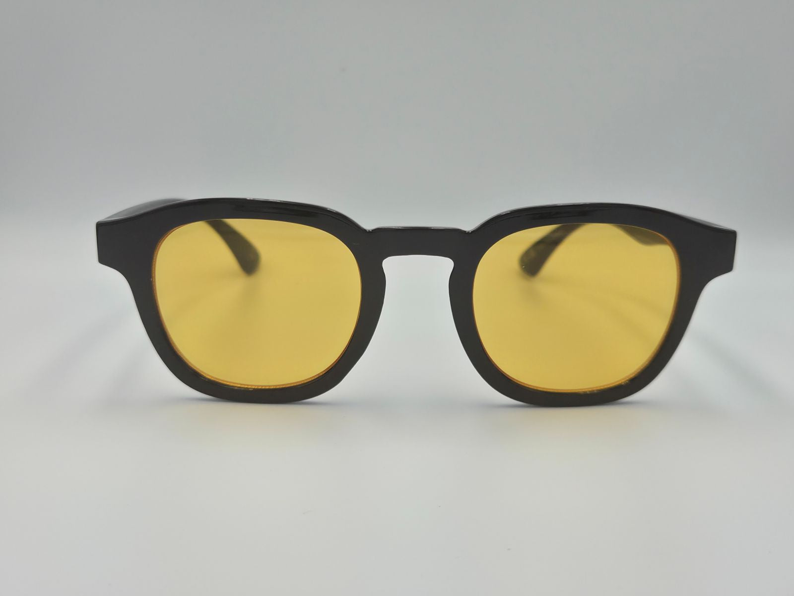 Mistral Yellow