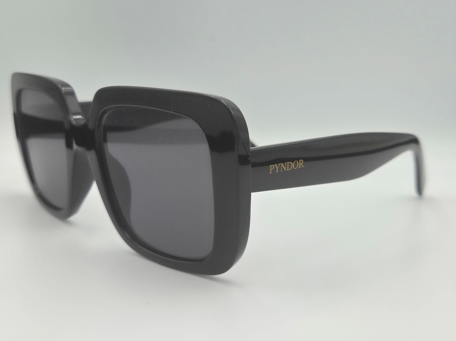 Dione Black