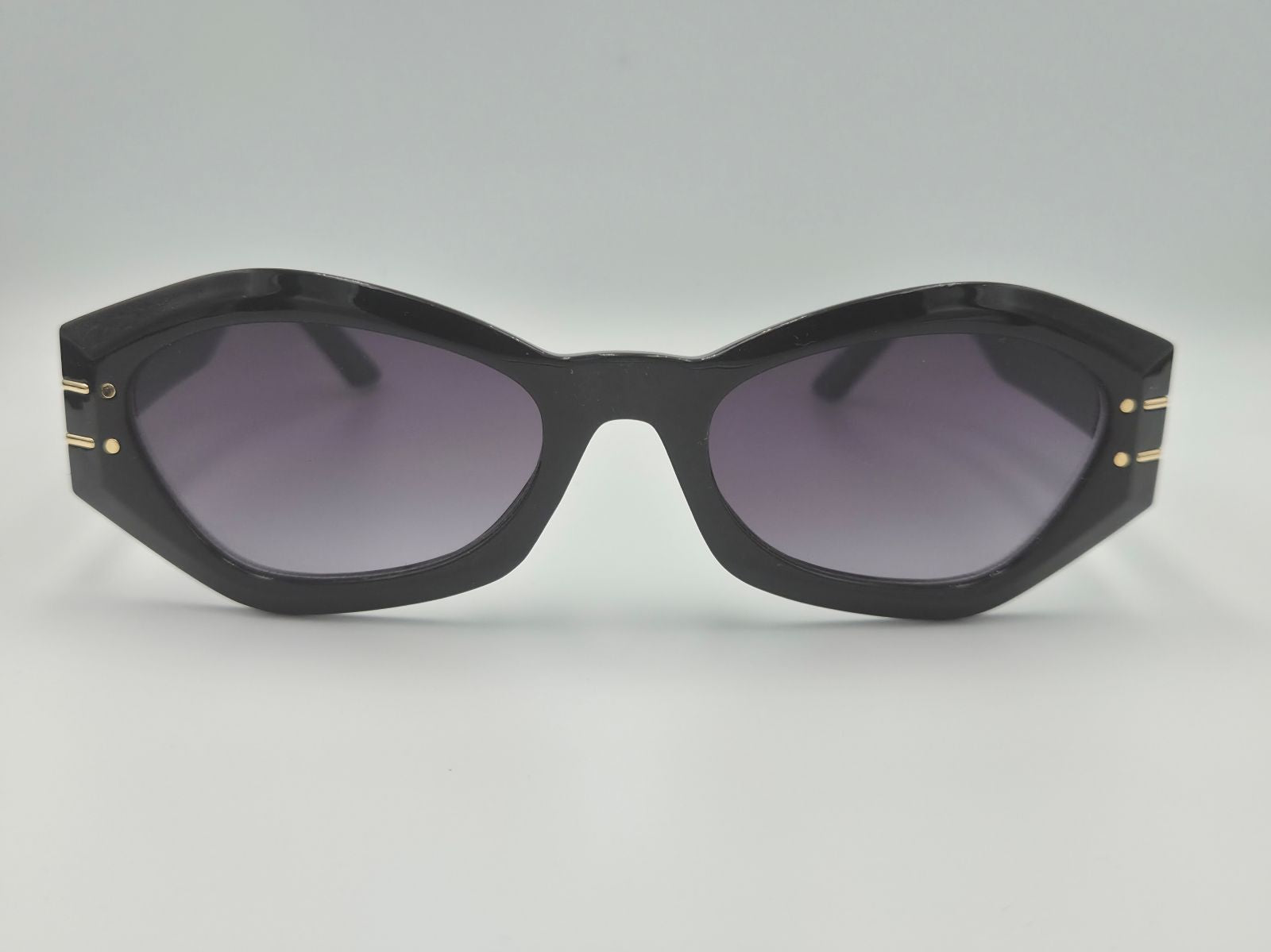 Nefeli Black Violet