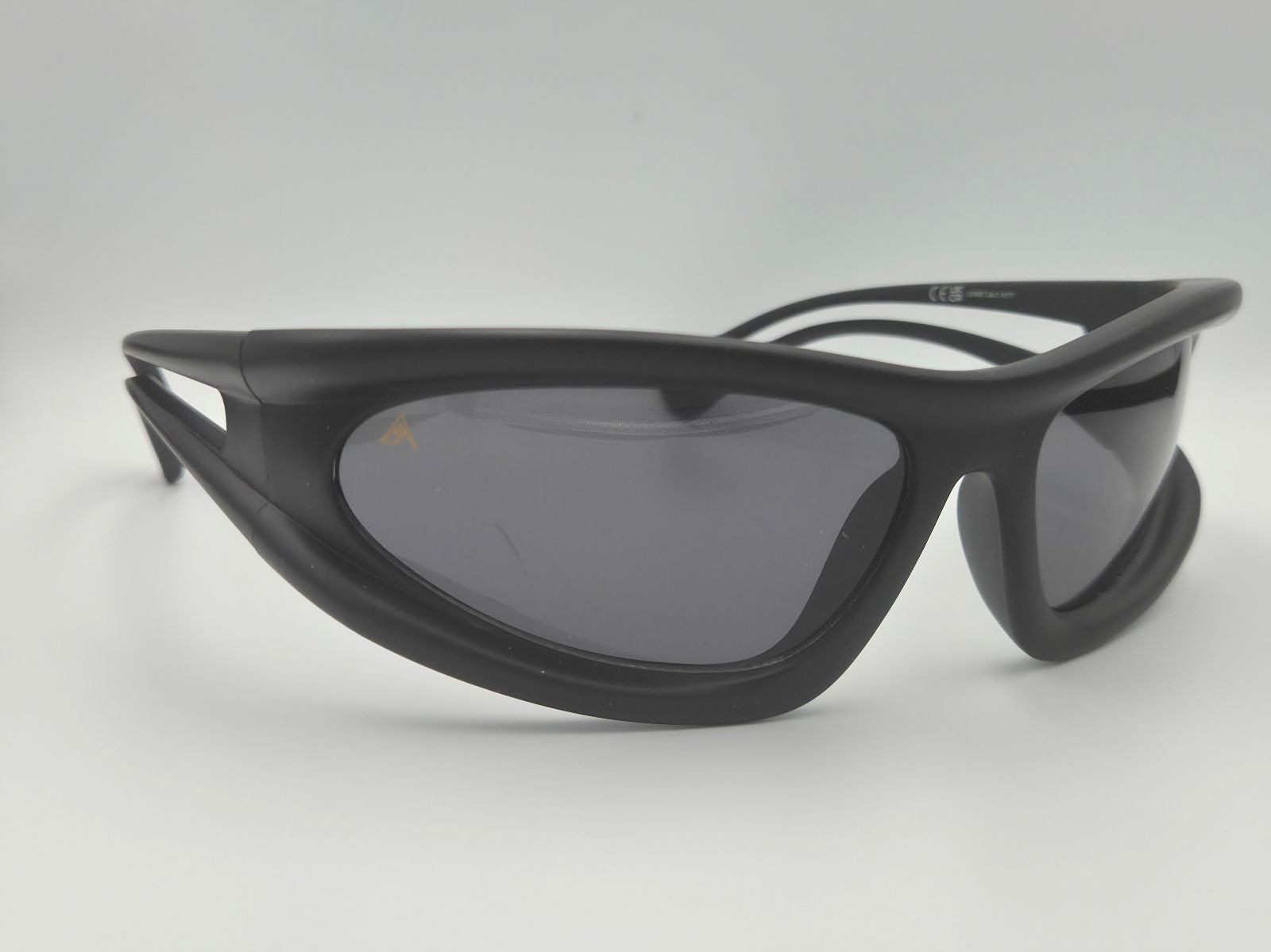 Phaethon Black
