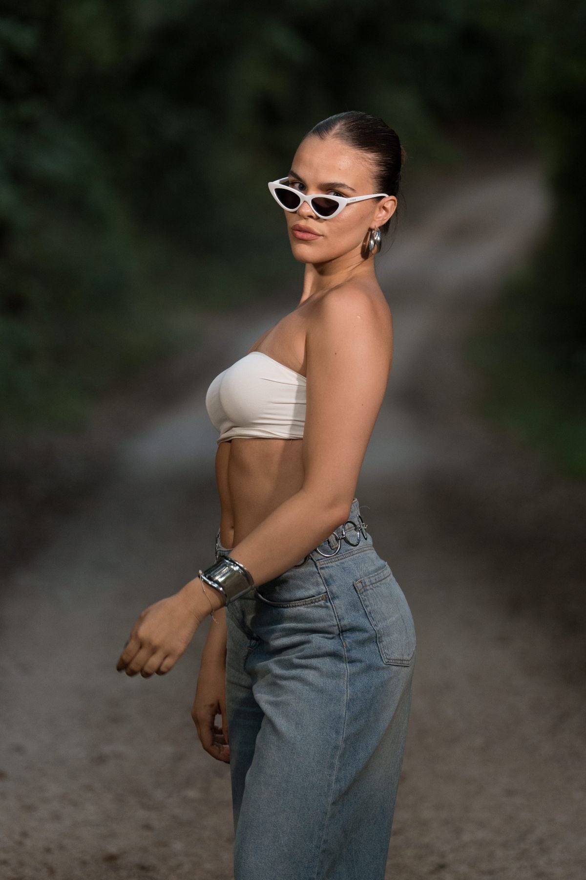 Hera White
